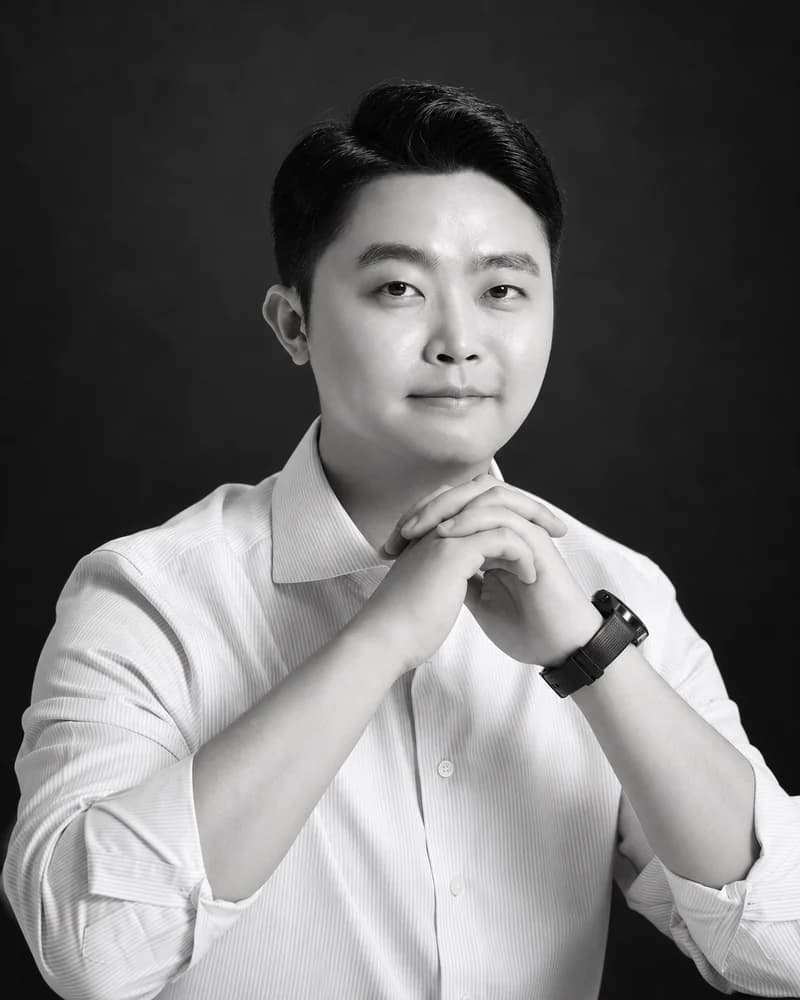 Portrait of Sanghoon Shim